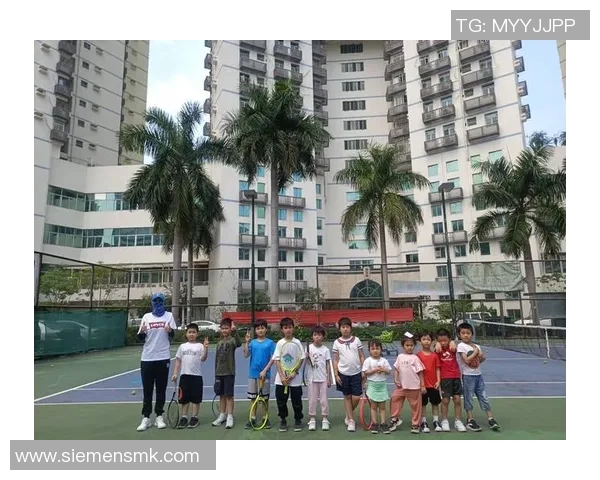 深圳网球队进攻体系解析：网球战术的创新与应用探讨